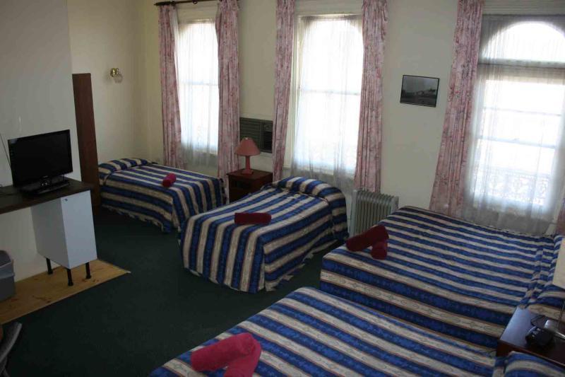 Alpine Heritage Motel Goulburn Dış mekan fotoğraf